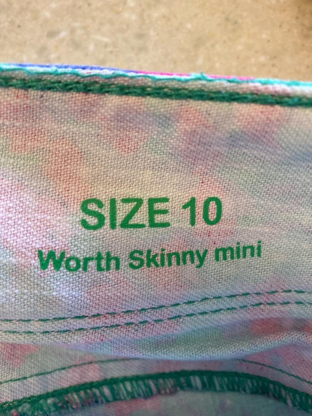 Lilly Pulitzer Green Skinny Jeans with Pink Floral Print - Picture 3 of 15